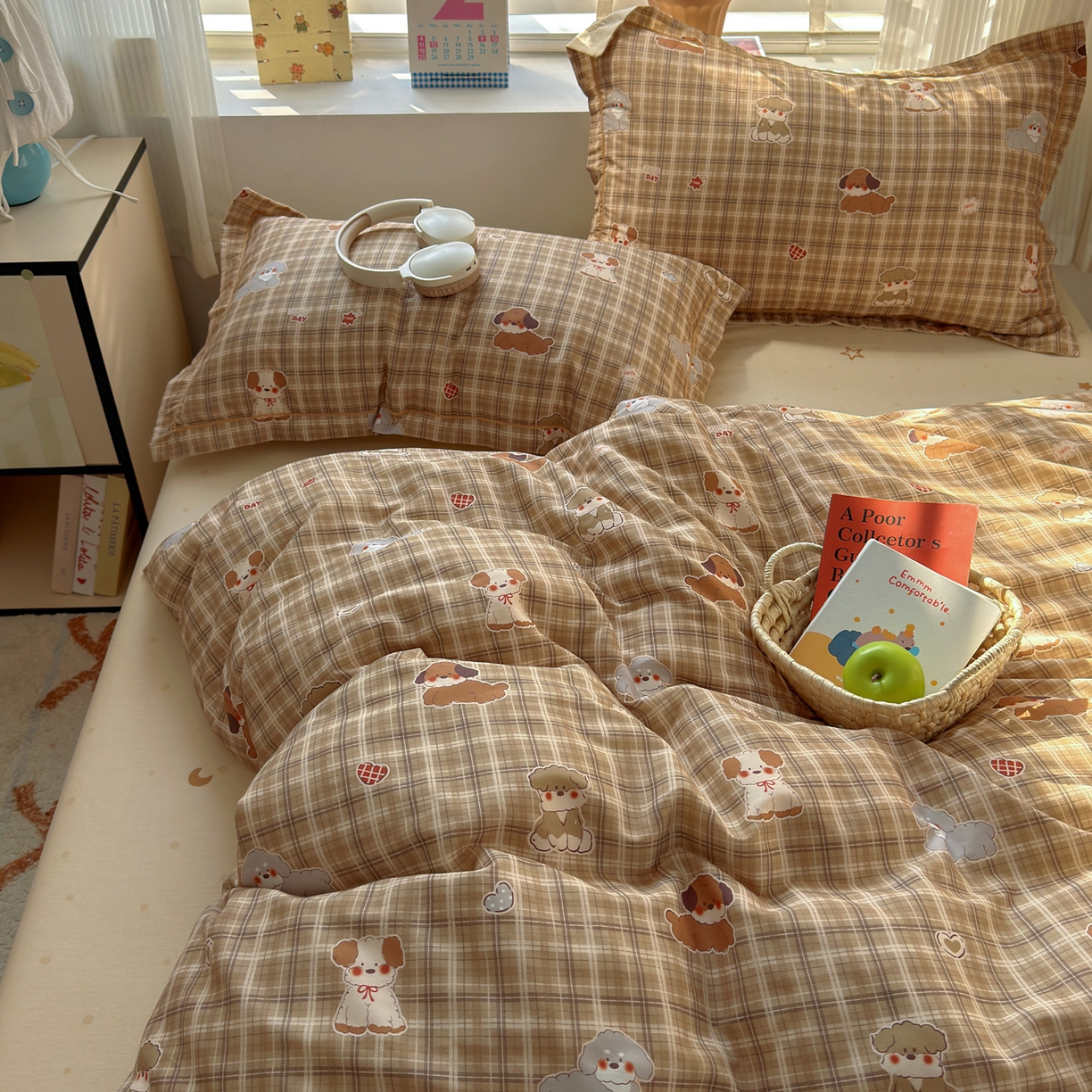 91家纺网 家纺一手货源 找家纺 女子家纺 2026新款全棉网红直播热款吊边一字绣工艺款四件套-系列三 哈哈狗