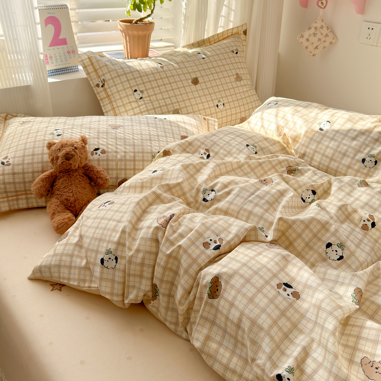 91家纺网 家纺一手货源 找家纺 女子家纺 2026新款全棉网红直播热款吊边一字绣工艺款四件套-系列三 曲奇小狗