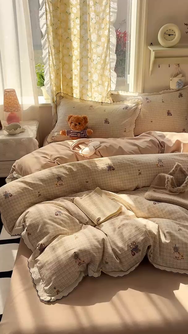 91家纺网 家纺一手货源 找家纺 仟网汇 2026新款A类仿棉古法水洗棉法式小清新花边四件套格纹小象