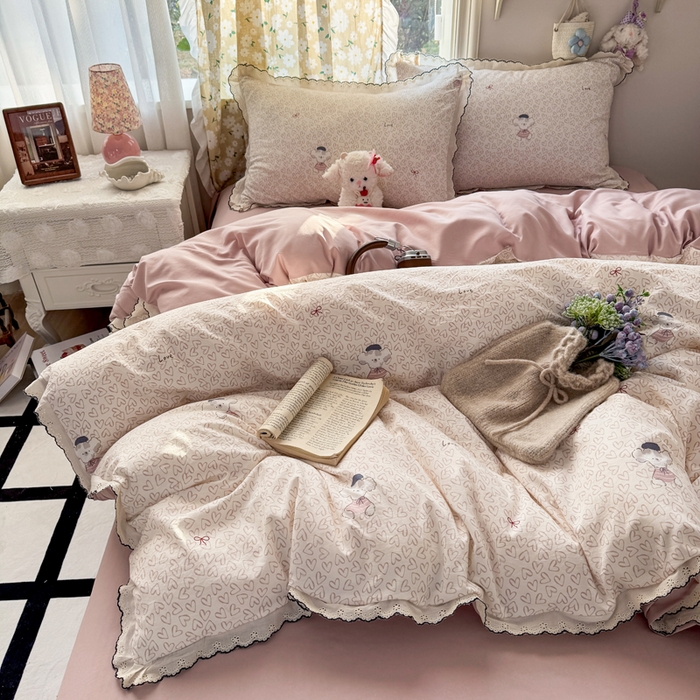 91家纺网 家纺一手货源 找家纺 仟网汇 2026新款A类仿棉古法水洗棉法式小清新花边四件套甜心萌宠