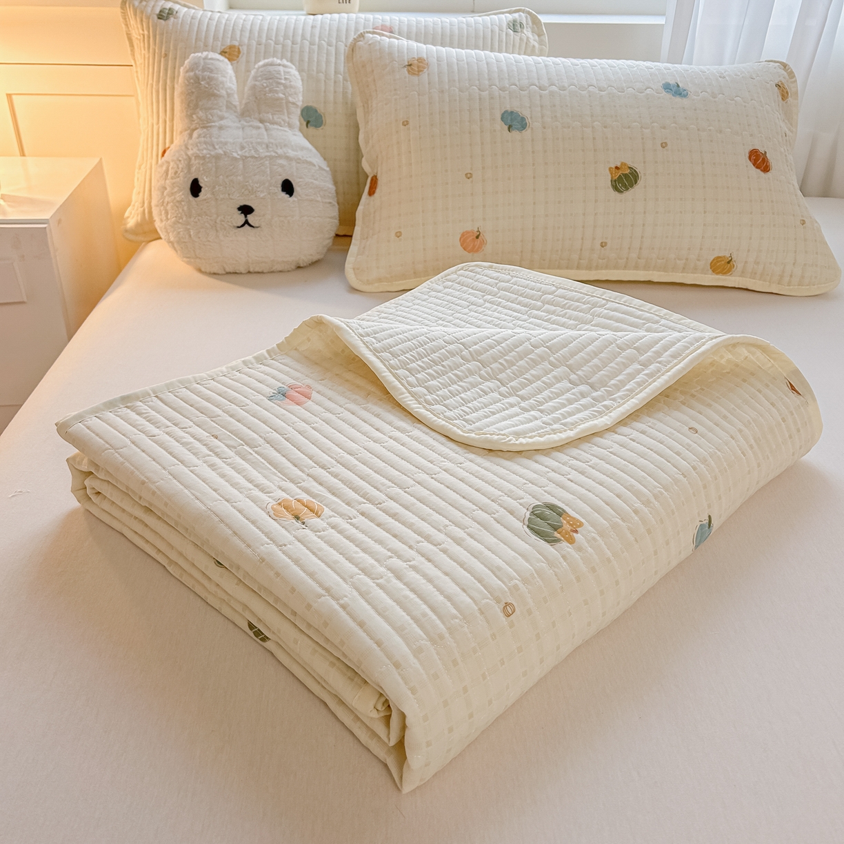 91家纺网 家纺一手货源 找家纺 慕澄家纺 2026新款小清新印花水洗棉床盖单品床盖床盖单件 彩色南瓜