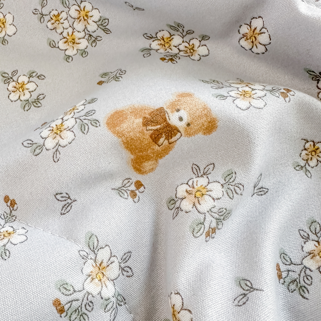 91家纺网 家纺一手货源 找家纺 慕澄家纺 2026新款小清新印花水洗棉床盖单品床盖床盖单件 可爱小熊