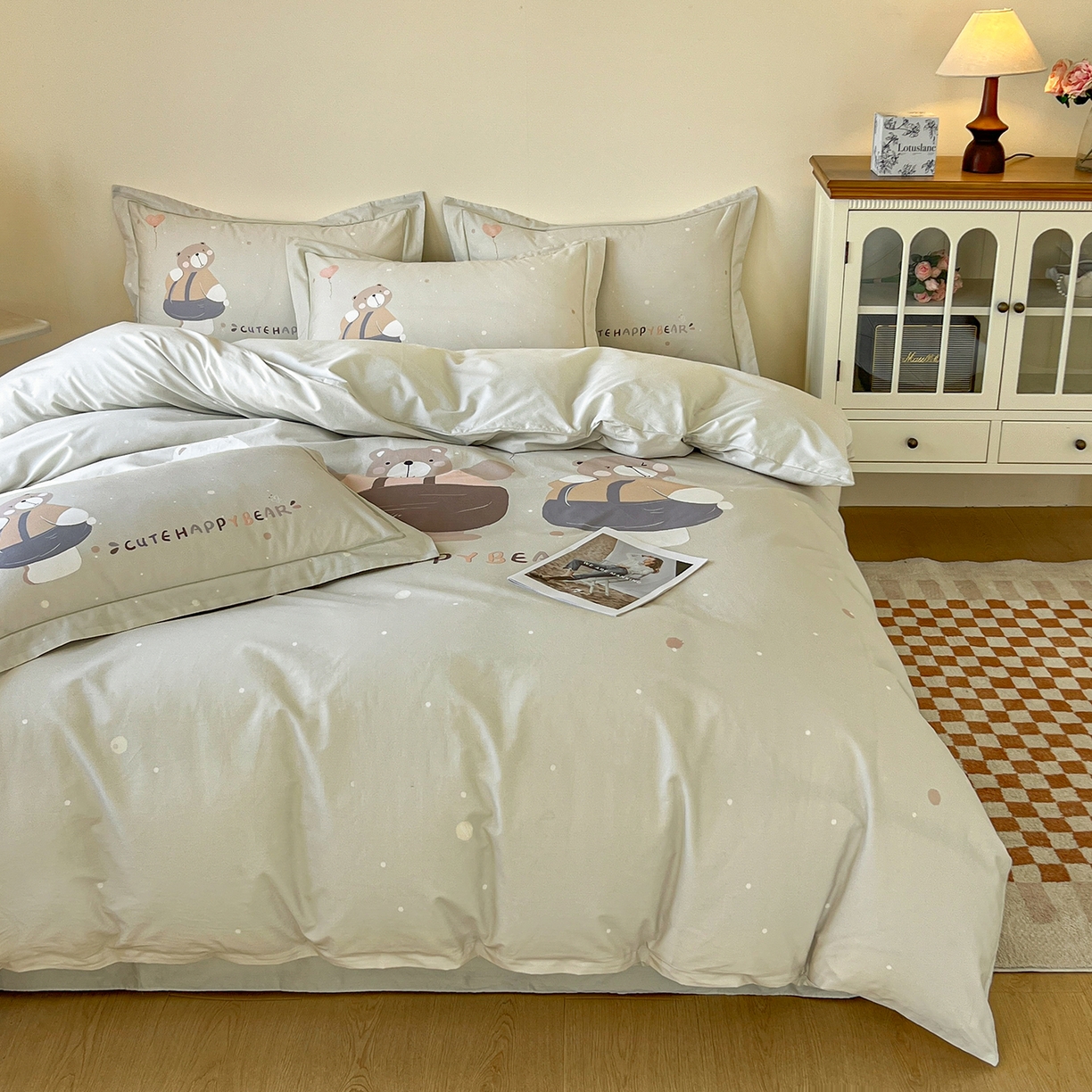 91家纺网 家纺一手货源 找家纺 帛美家纺 2026新款小清新全棉纯棉印花四件套 熊宝贝