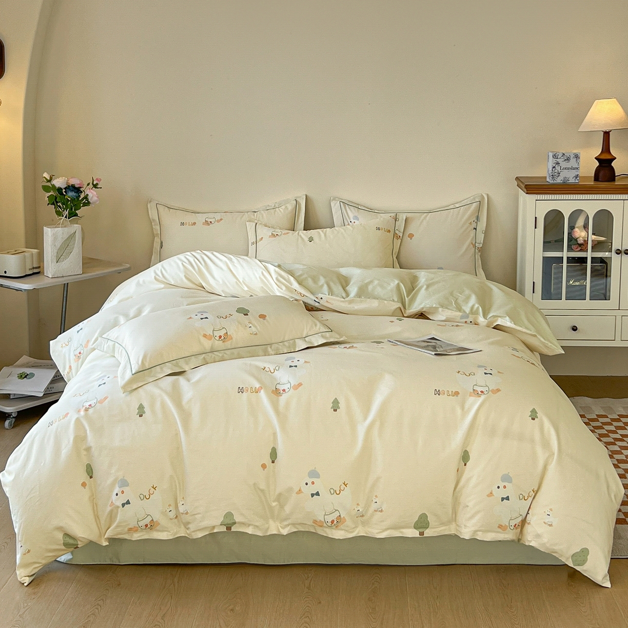 91家纺网 家纺一手货源 找家纺 帛美家纺 2026新款小清新全棉纯棉印花四件套 鸭贝贝