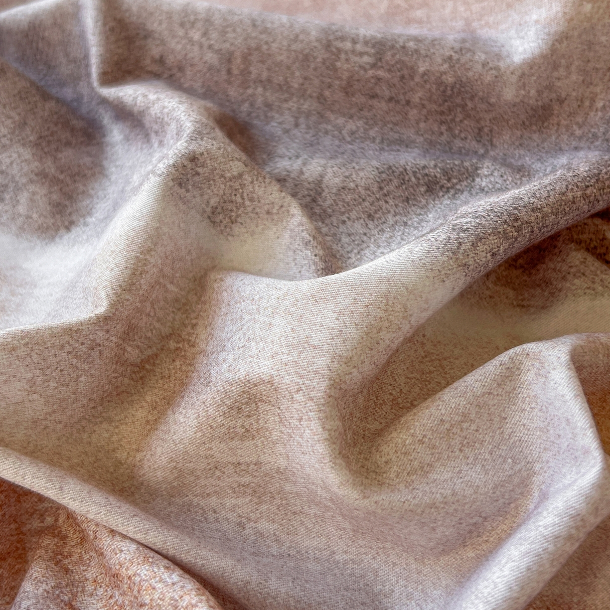 91家纺网 家纺一手货源 找家纺 帛美家纺 2026新款小清新全棉纯棉印花四件套 月冉星河