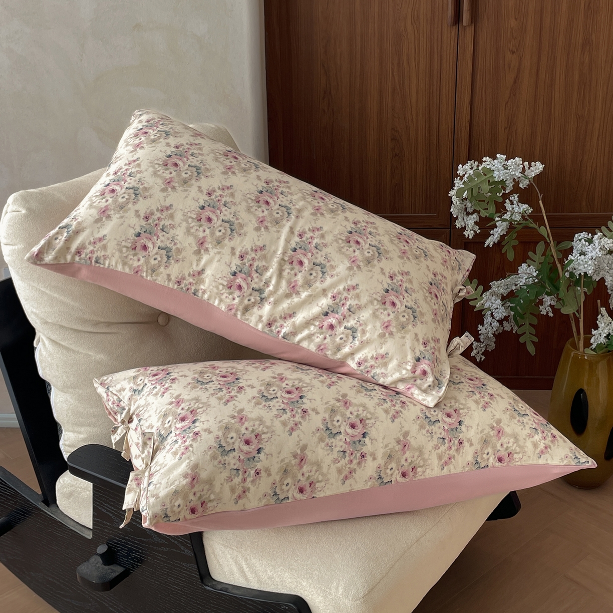 91家纺网 家纺一手货源 找家纺 沐棉家居 2026春夏新款绑带蝴蝶结棉麻四件套 花田