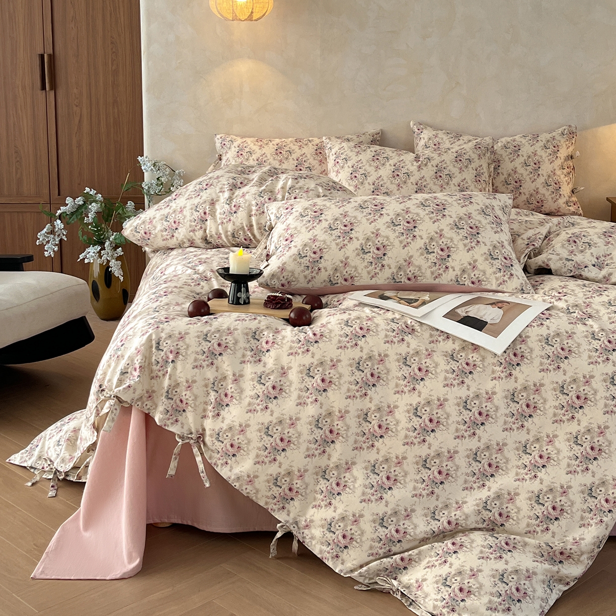 91家纺网 家纺一手货源 找家纺 沐棉家居 2026春夏新款绑带蝴蝶结棉麻四件套 花田