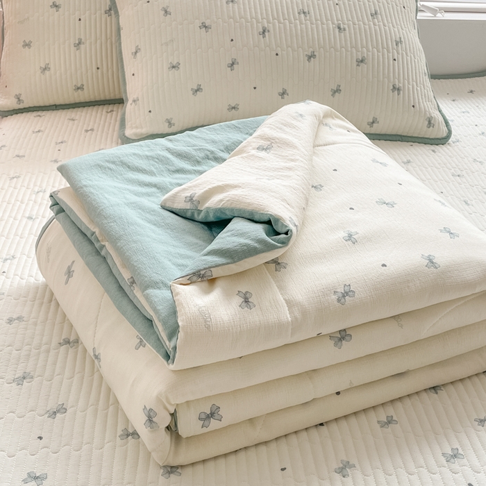 云玲时尚 2026新款A类云感双层纱7A抗菌床盖夏被四件套系列 倾结