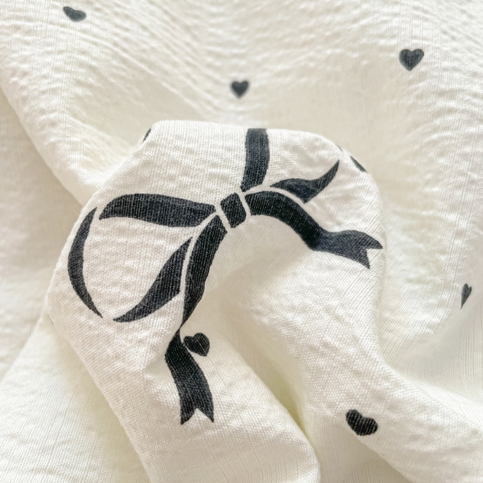 91家纺网 家纺一手货源 找家纺 云玲时尚 2026新款A类云感双层纱7A抗菌床盖夏被四件套系列 点点碟序