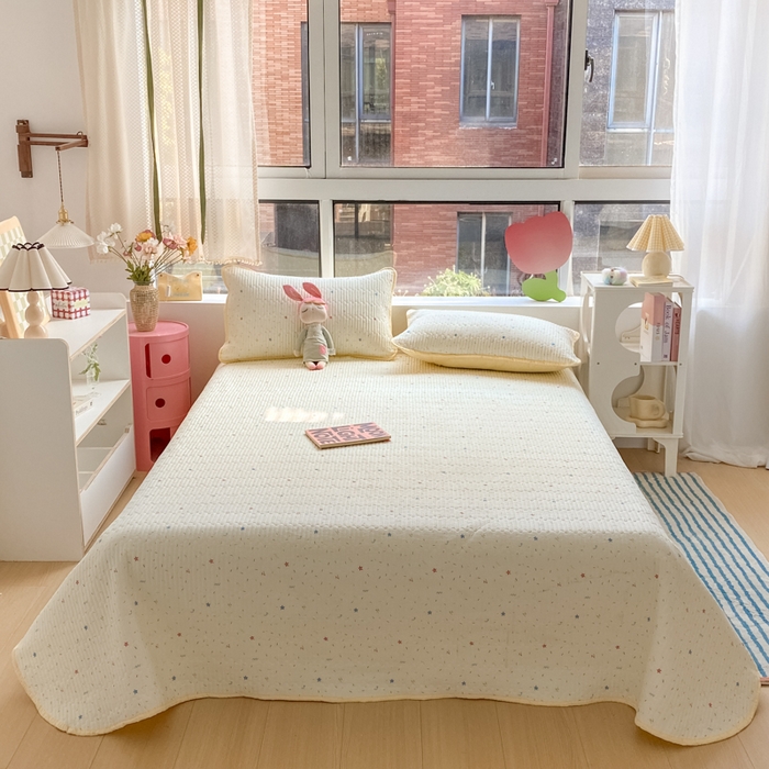 91家纺网 家纺一手货源 找家纺 云玲时尚 2026新款A类云感双层纱7A抗菌床盖夏被四件套系列 织梦