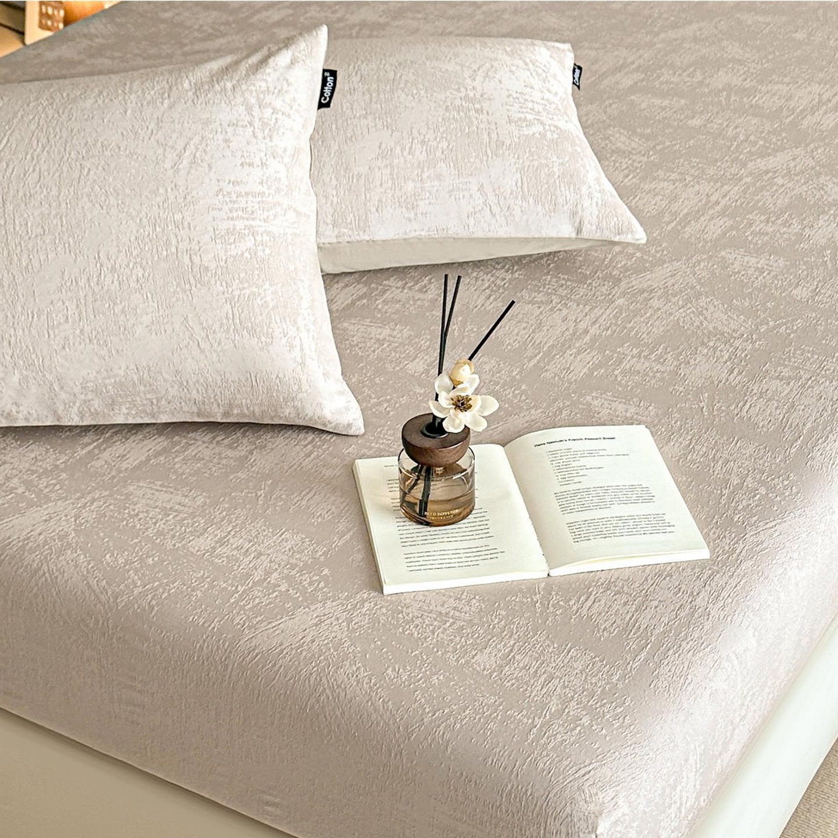 91家纺网 家纺一手货源 找家纺 涵宸家纺 2026新款全棉提花里拉系列单枕套 枕套-雾絮-灰