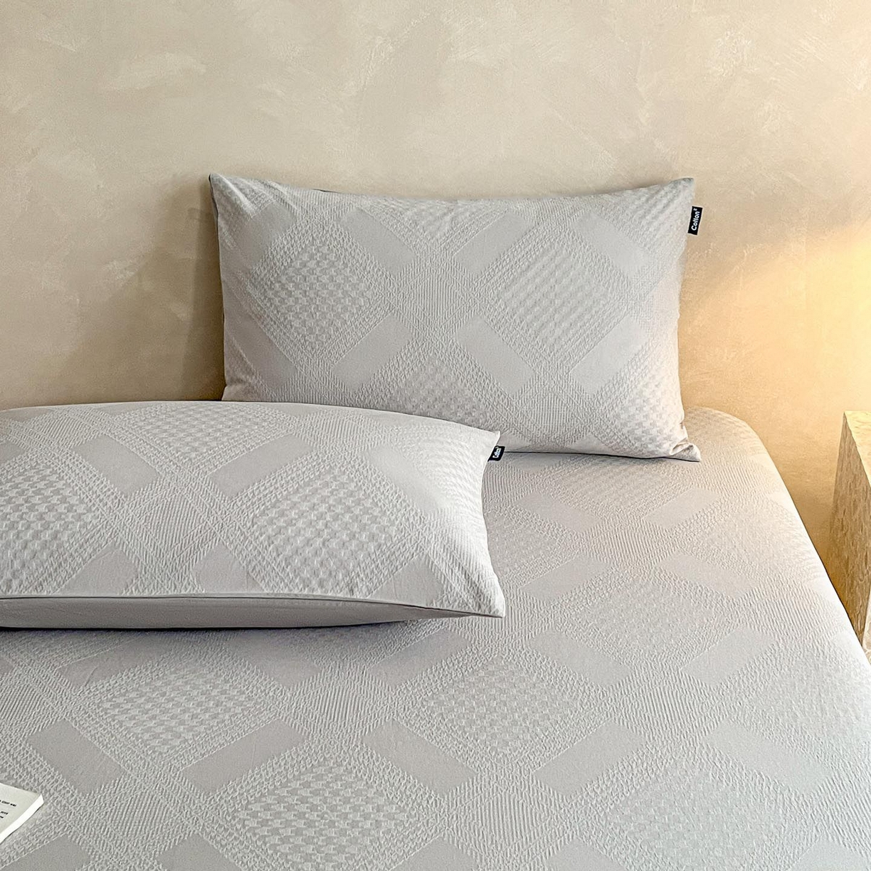 91家纺网 家纺一手货源 找家纺 涵宸家纺 2026新款全棉提花里拉系列单枕套 枕套-千喜格