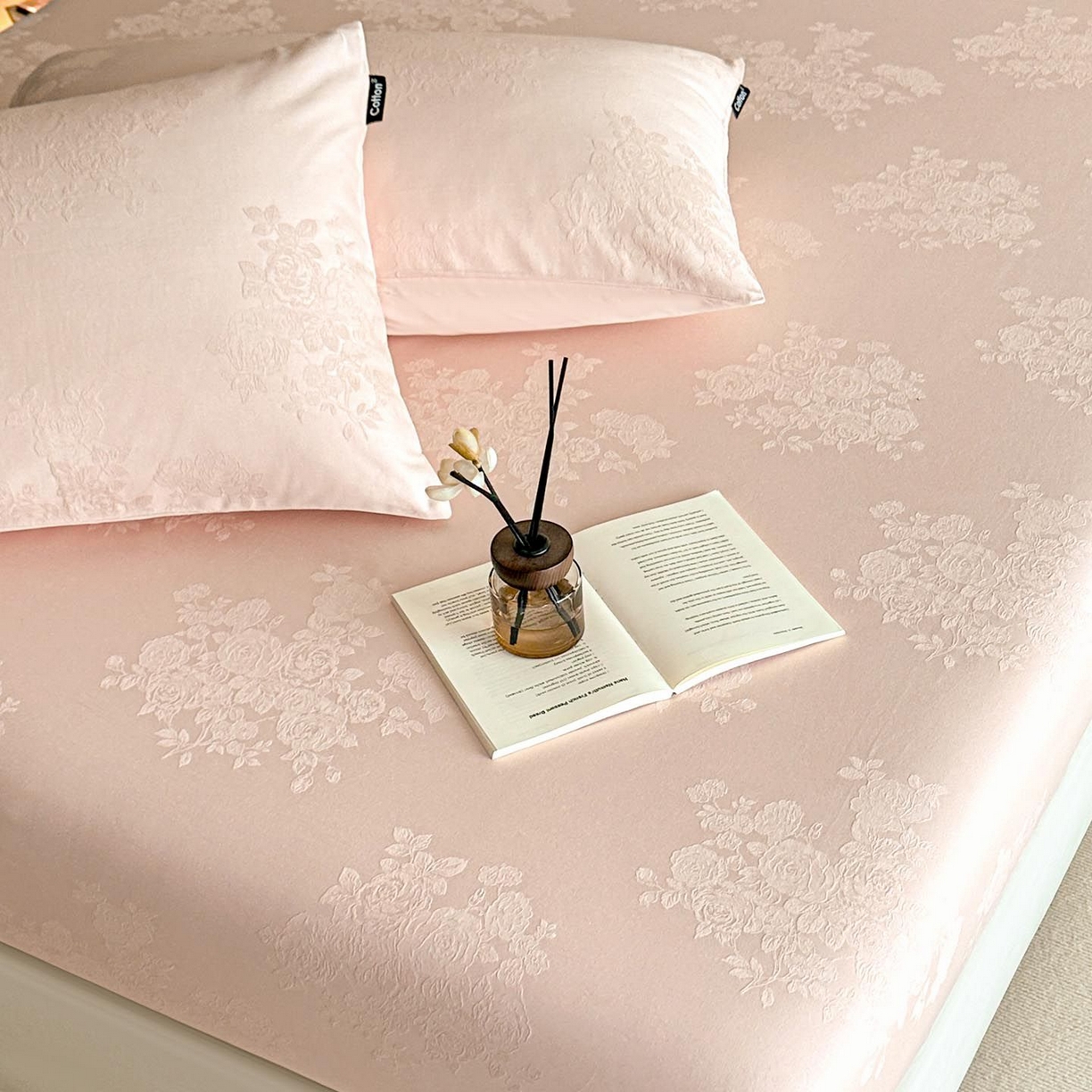 91家纺网 家纺一手货源 找家纺 涵宸家纺 2026新款全棉提花里拉系列单枕套 枕套-花夕-粉