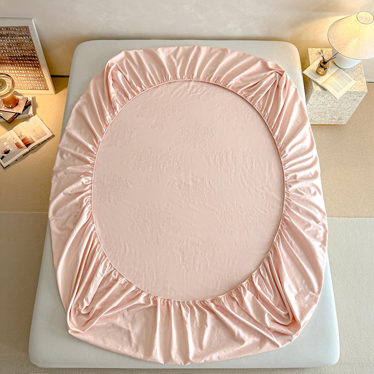 91家纺网 家纺一手货源 找家纺 涵宸家纺 2026新款全棉提花里拉系列单床笠 床笠-花夕-粉