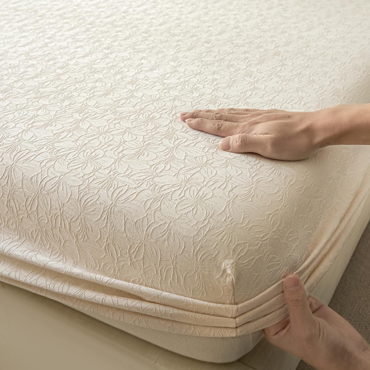 91家纺网 家纺一手货源 找家纺 涵宸家纺 2026新款全棉提花里拉系列单床笠 床笠-微芒