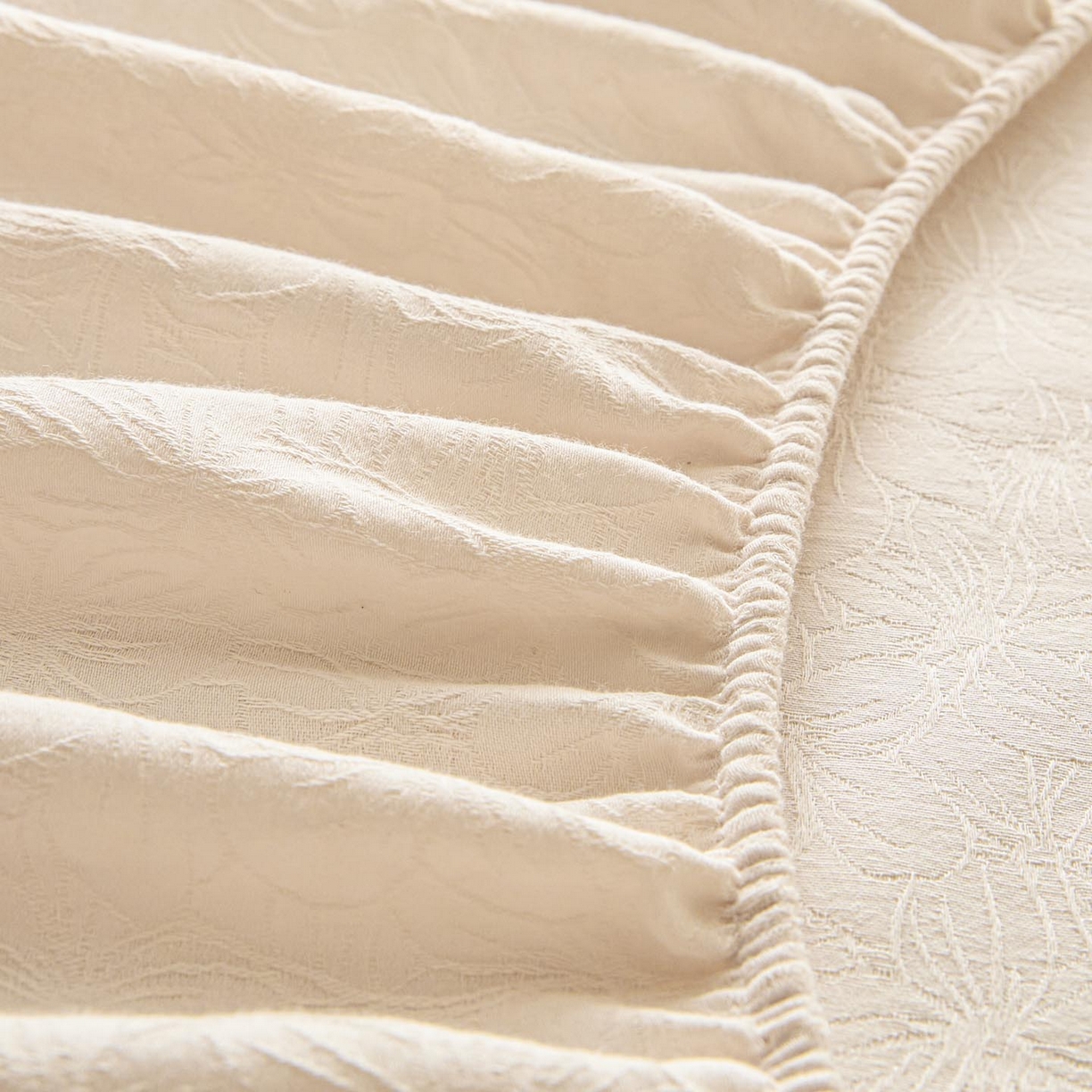 91家纺网 家纺一手货源 找家纺 涵宸家纺 2026新款全棉提花里拉系列单床笠 床笠-微芒