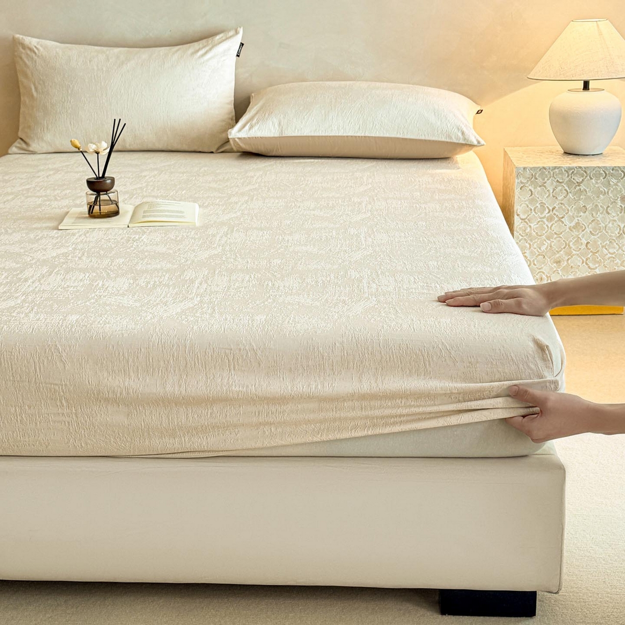 91家纺网 家纺一手货源 找家纺 涵宸家纺 2026新款全棉提花里拉系列单床笠 床笠-雾絮-奶白