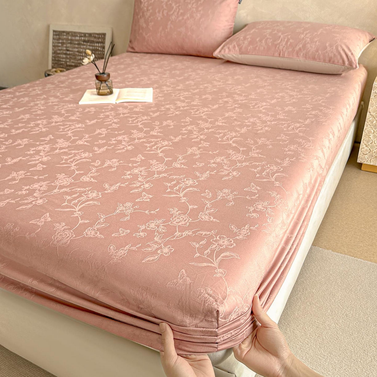 91家纺网 家纺一手货源 找家纺 涵宸家纺 2026新款全棉提花里拉系列单床笠 床笠-毓影-豆沙