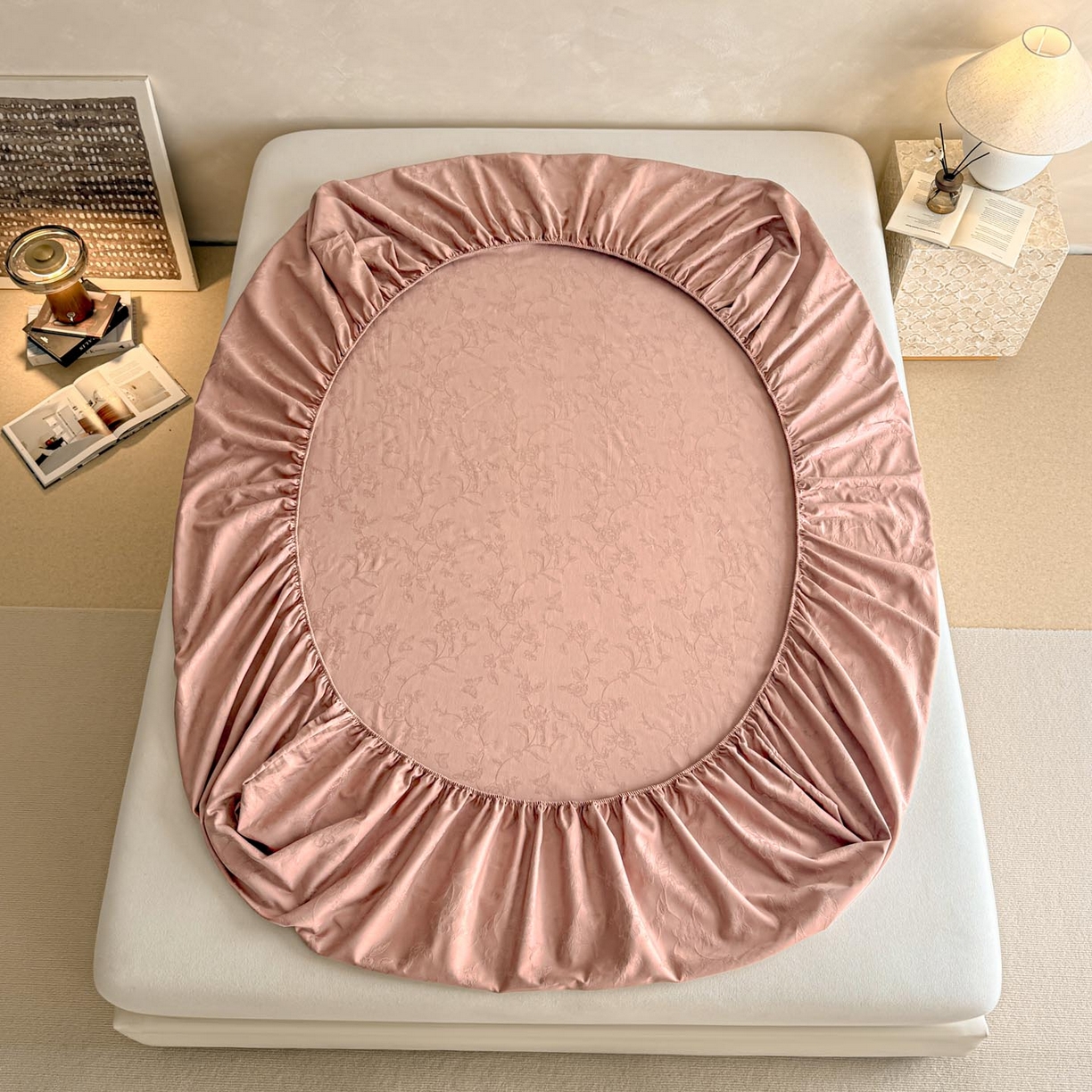 91家纺网 家纺一手货源 找家纺 涵宸家纺 2026新款全棉提花里拉系列单床笠 床笠-毓影-豆沙