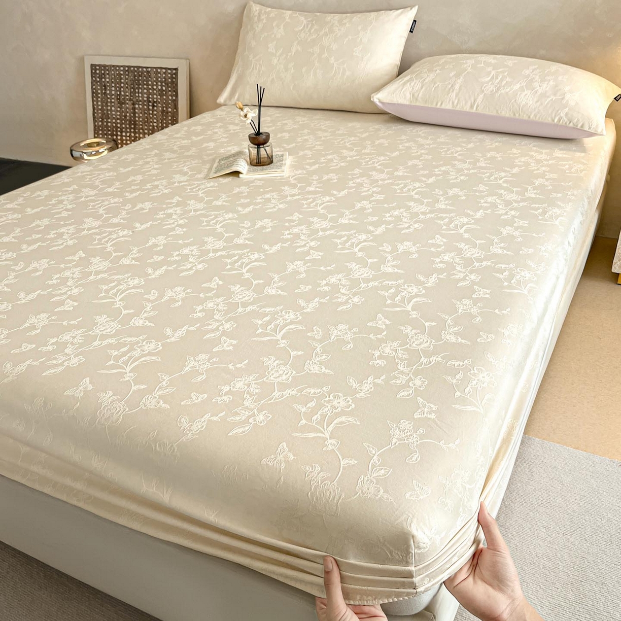 91家纺网 家纺一手货源 找家纺 涵宸家纺 2026新款全棉提花里拉系列单床笠 床笠-毓影-奶白