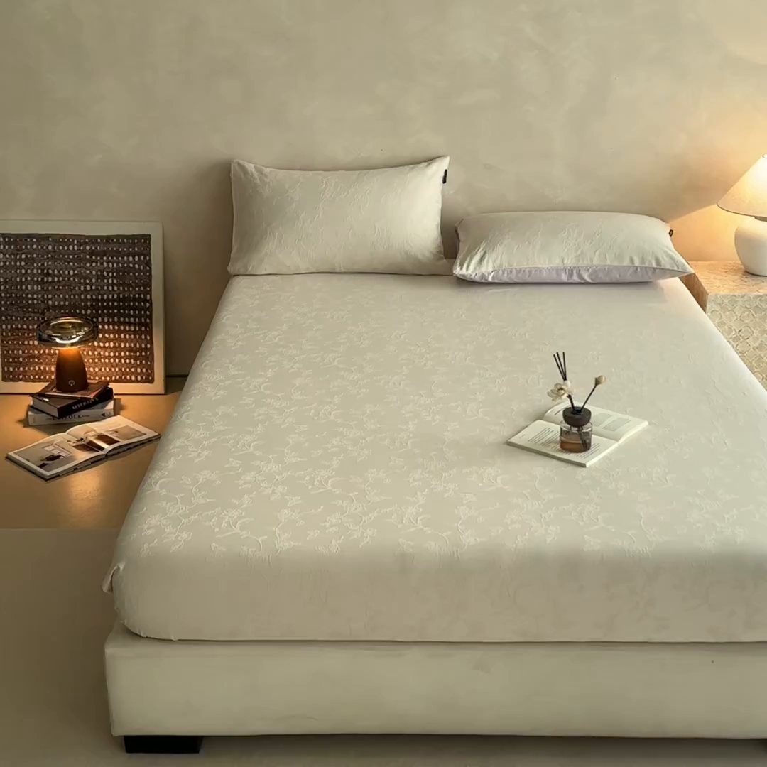 91家纺网 家纺一手货源 找家纺 涵宸家纺 2026新款全棉提花里拉系列单床笠 床笠-毓影-奶白