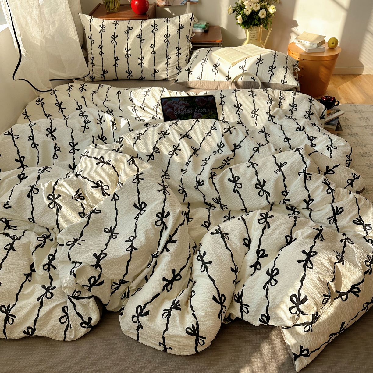 91家纺网 家纺一手货源 找家纺 顾里家纺 2026新款韩系蝴蝶结系带泡芙棉套件四件套  会员-2元 可定制床笠+8元（小四件不做床笠） 黑蝴蝶结