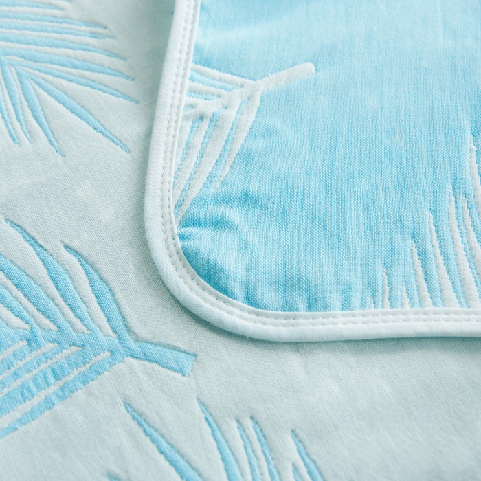 91家纺网 家纺一手货源 找家纺 朴尔家纺-毛巾被 2026新款六层纱布全棉循环小花型枕巾 羽魅兰枕巾