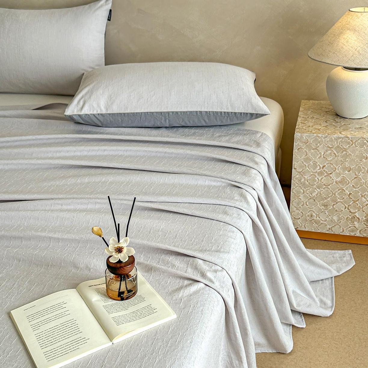 91家纺网 家纺一手货源 找家纺 涵宸家纺 2026新款全棉提花里拉系列单床单 床单-凌维-灰