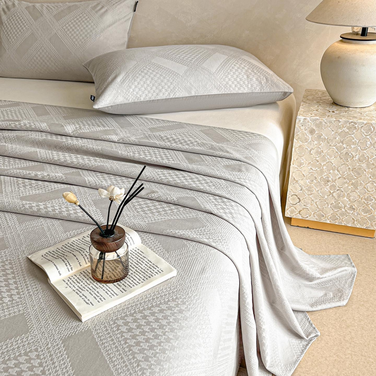 91家纺网 家纺一手货源 找家纺 涵宸家纺 2026新款全棉提花里拉系列单床单 床单-千喜格