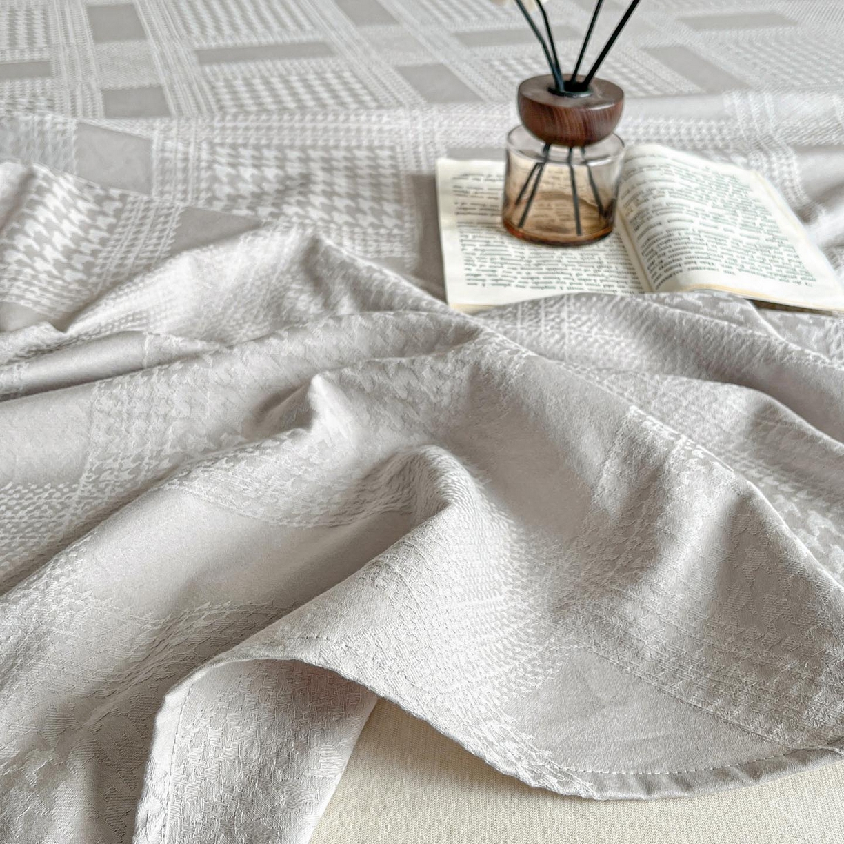 91家纺网 家纺一手货源 找家纺 涵宸家纺 2026新款全棉提花里拉系列单床单 床单-千喜格