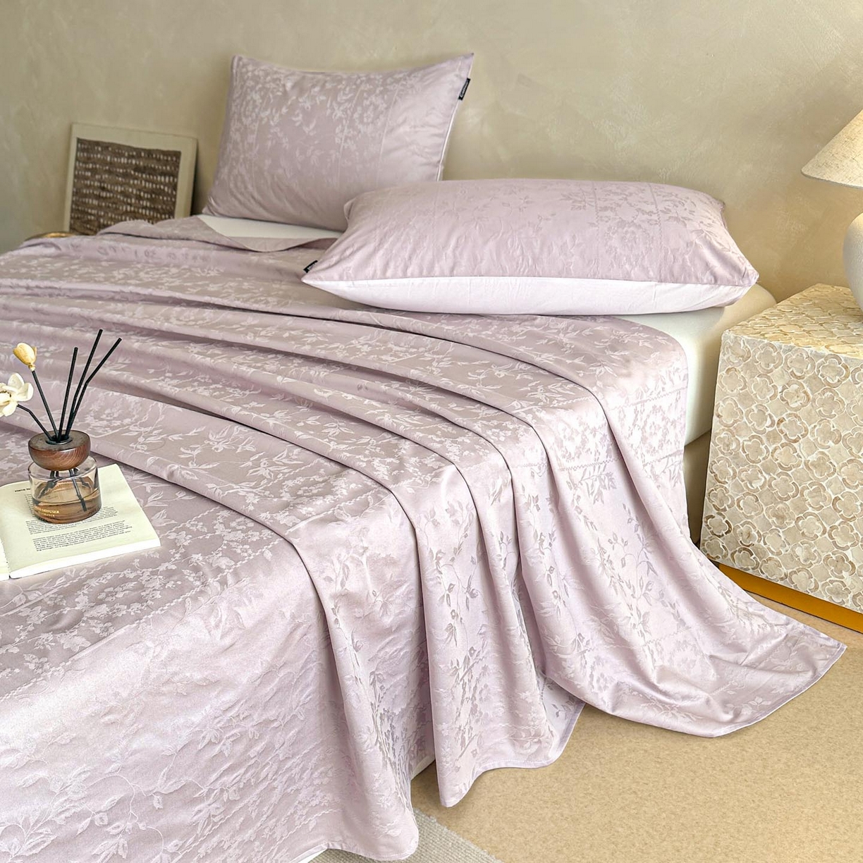 91家纺网 家纺一手货源 找家纺 涵宸家纺 2026新款全棉提花里拉系列单床单 床单-沁语-紫