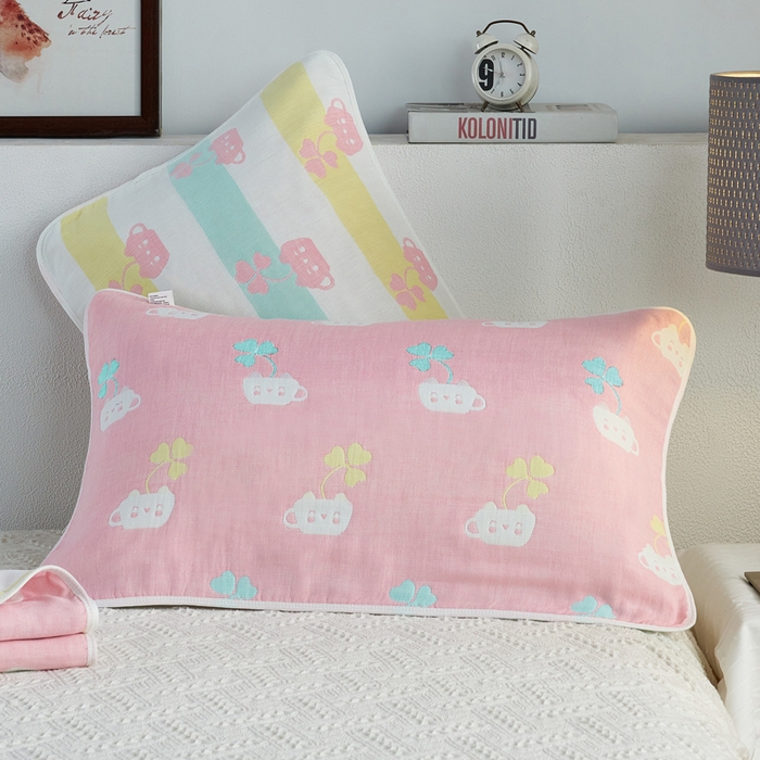 91家纺网 家纺一手货源 找家纺 朴尔家纺-毛巾被 2026新款六层纱布全棉循环小花型枕巾 杯中叶语粉枕巾