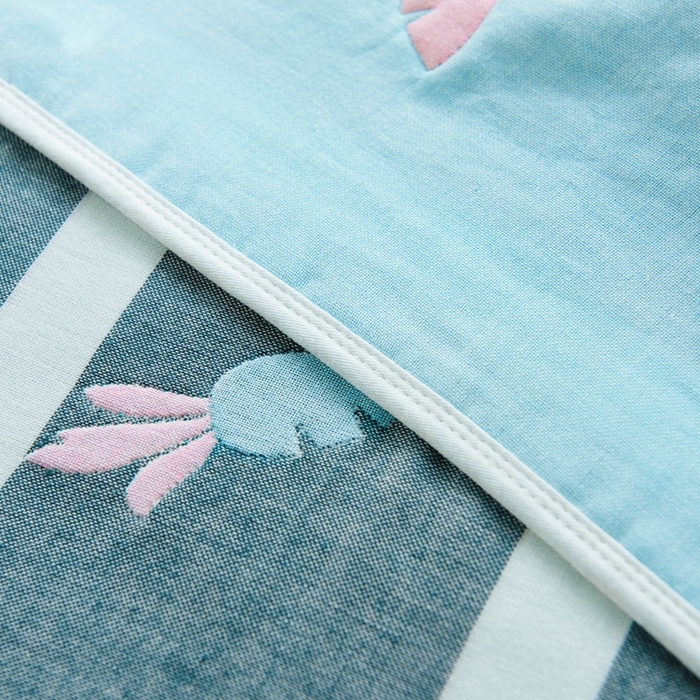 91家纺网 家纺一手货源 找家纺 朴尔家纺-毛巾被 2026新款六层纱布全棉循环小花型枕巾 多彩胡萝卜兰枕巾