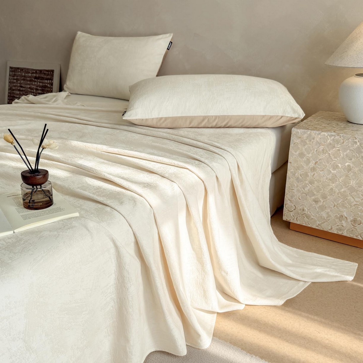 91家纺网 家纺一手货源 找家纺 涵宸家纺 2026新款全棉提花里拉系列单床单 床单-雾絮-奶白