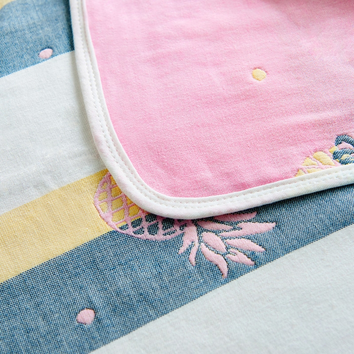 91家纺网 家纺一手货源 找家纺 朴尔家纺-毛巾被 2026新款六层纱布全棉循环小花型枕巾 清新菠萝粉枕巾