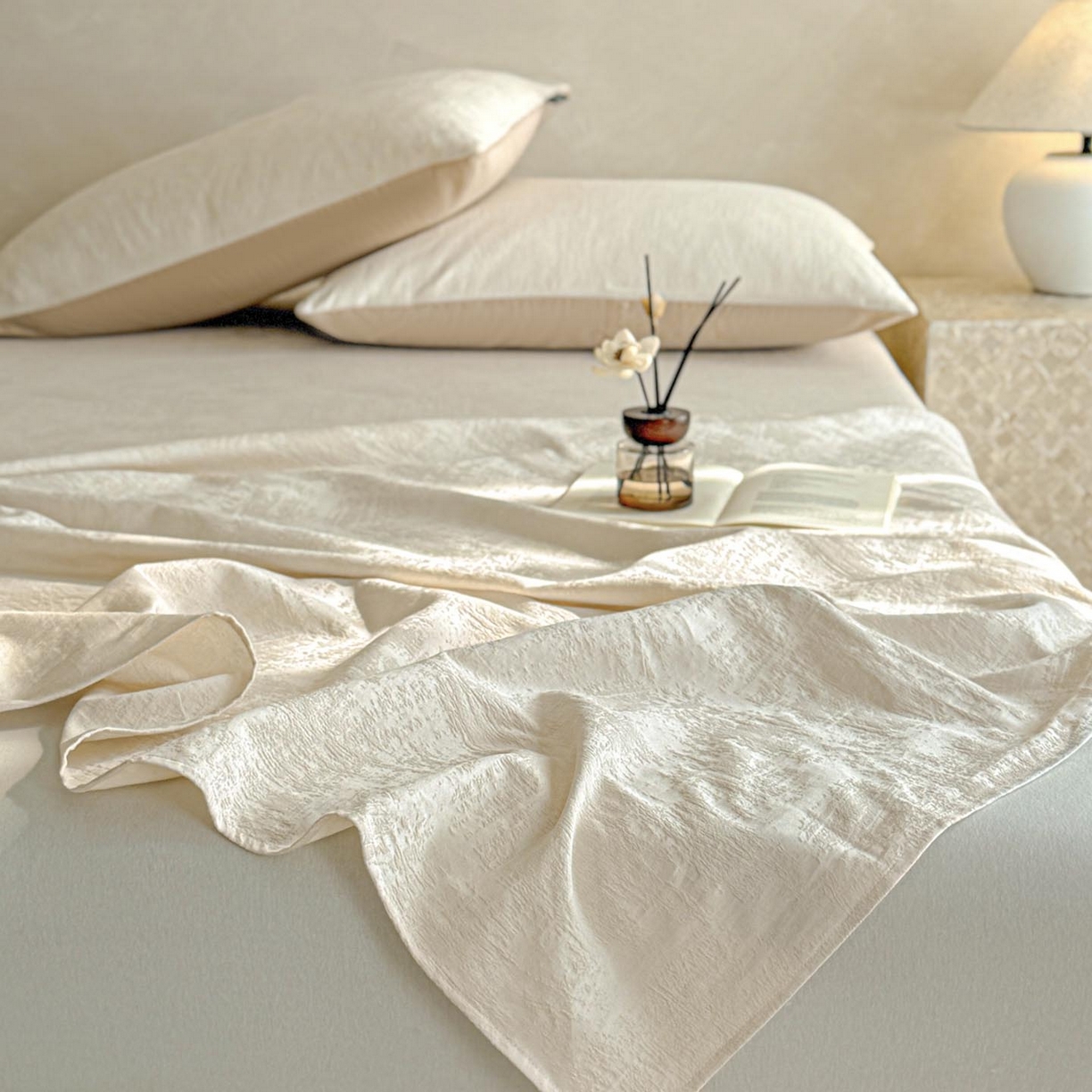 91家纺网 家纺一手货源 找家纺 涵宸家纺 2026新款全棉提花里拉系列单床单 床单-雾絮-奶白