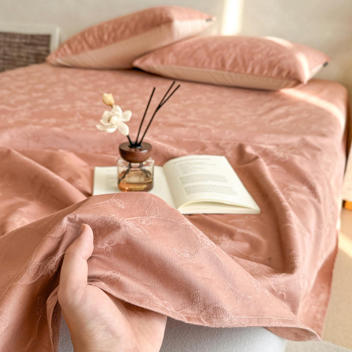 91家纺网 家纺一手货源 找家纺 涵宸家纺 2026新款全棉提花里拉系列单床单 床单-毓影-豆沙