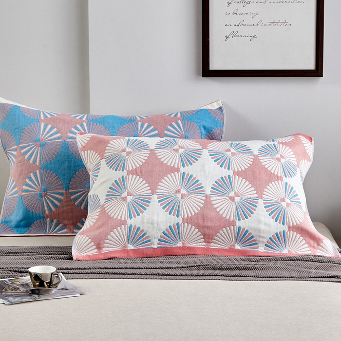 91家纺网 家纺一手货源 找家纺 朴尔家纺-毛巾被 2026新款波西米亚风全棉四层纱布枕巾 布尔乔亚粉