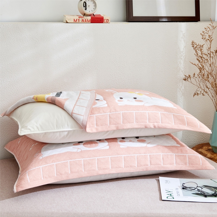 91家纺网 家纺一手货源 找家纺 朴尔家纺-毛巾被 2026新款三层纱布枕巾确认版 灯下萌宠-粉