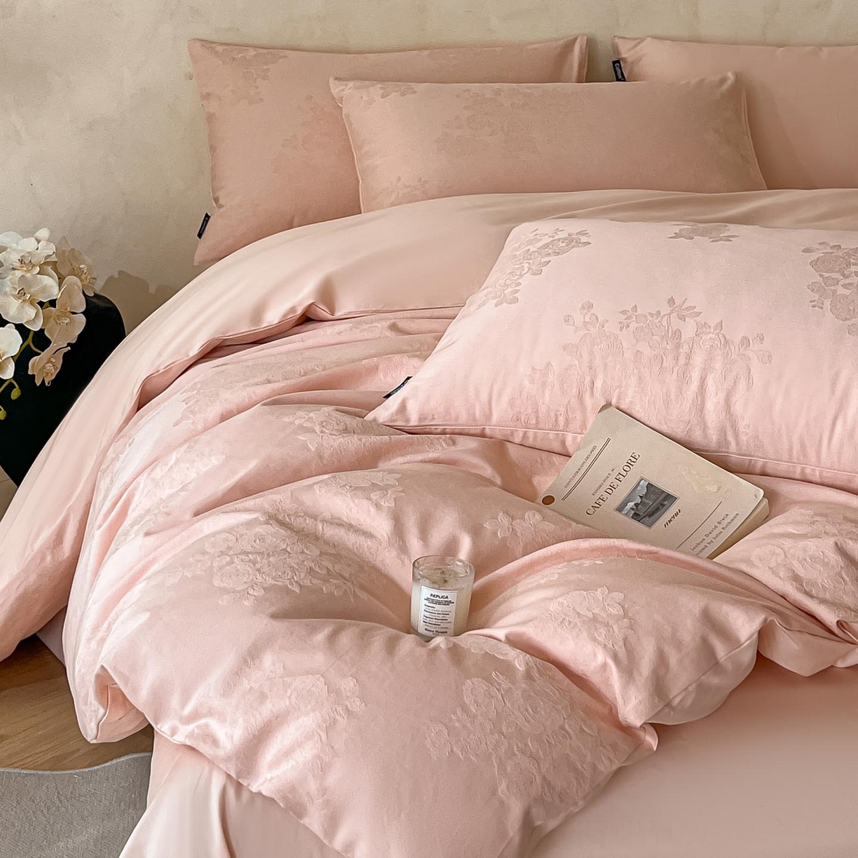 91家纺网 家纺一手货源 找家纺 涵宸家纺 2026新款全棉提花里拉系列四件套 花夕-粉