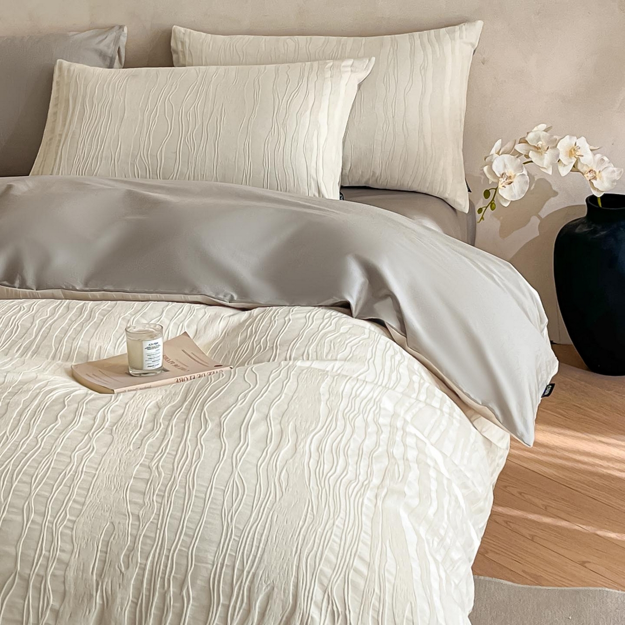 91家纺网 家纺一手货源 找家纺 涵宸家纺 2026新款全棉提花里拉系列四件套 律动格韵