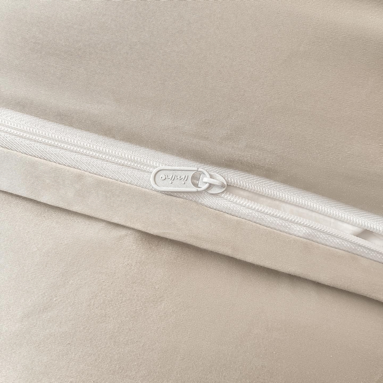 91家纺网 家纺一手货源 找家纺 涵宸家纺 2026新款全棉提花里拉系列四件套 沁语-粉金