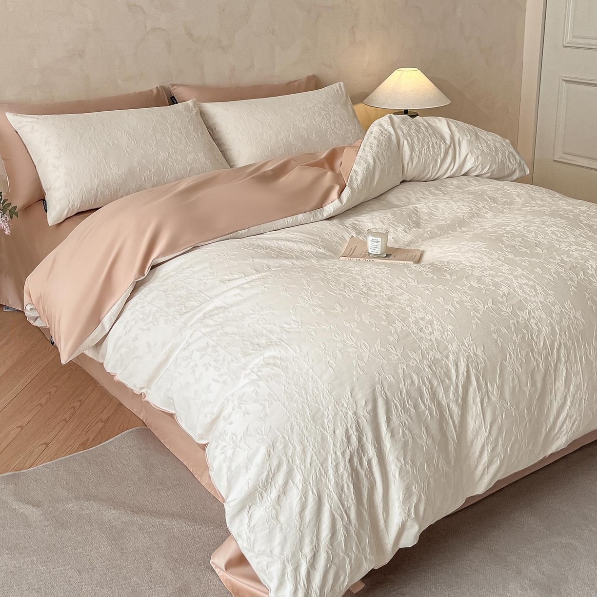 91家纺网 家纺一手货源 找家纺 涵宸家纺 2026新款全棉提花里拉系列四件套 沁语-奶白