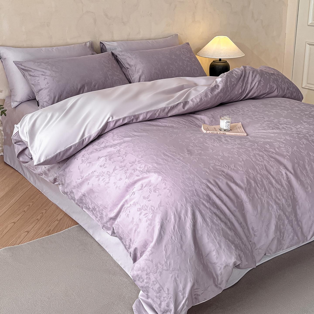 91家纺网 家纺一手货源 找家纺 涵宸家纺 2026新款全棉提花里拉系列四件套 沁语-紫