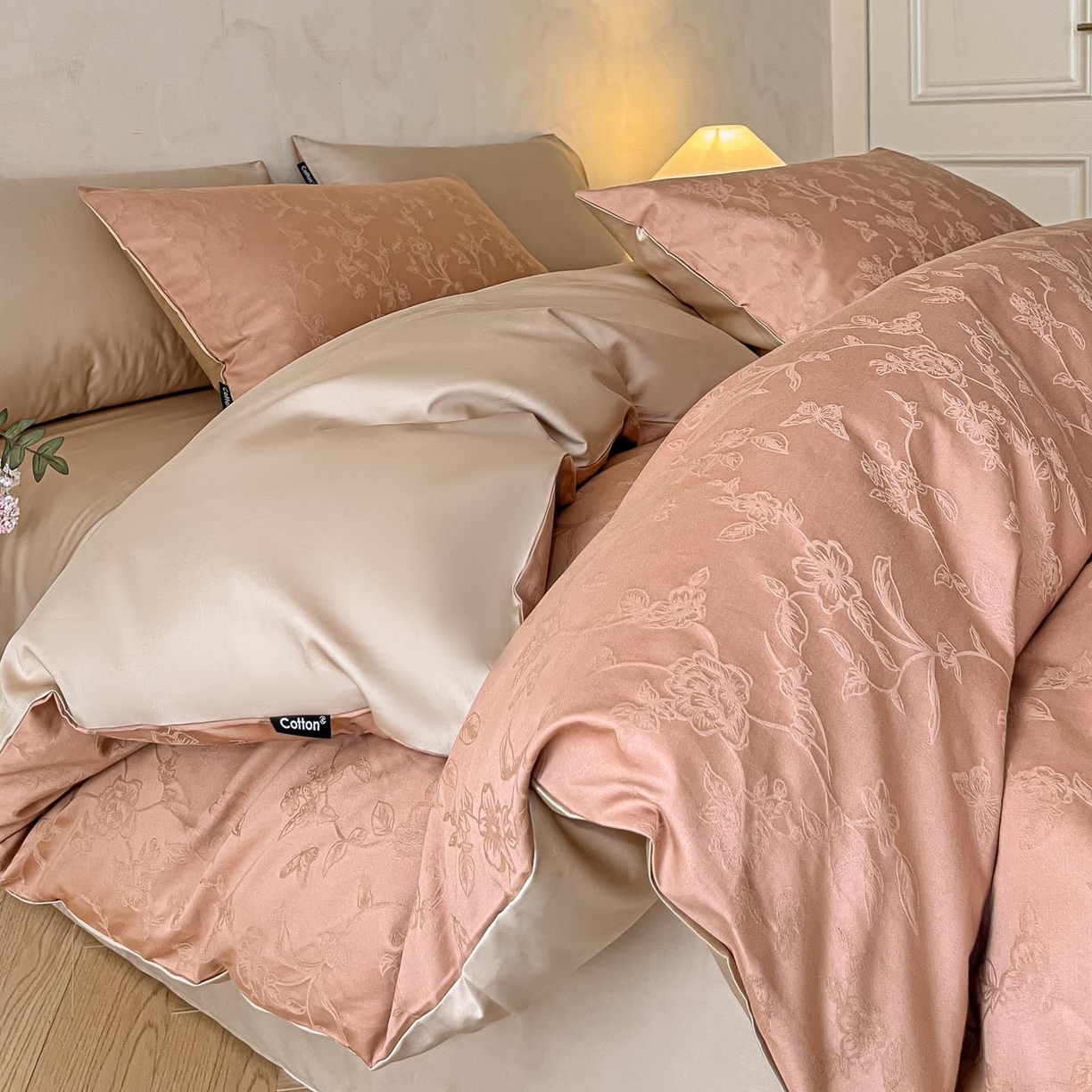 91家纺网 家纺一手货源 找家纺 涵宸家纺 2026新款全棉提花里拉系列四件套 毓影-豆沙