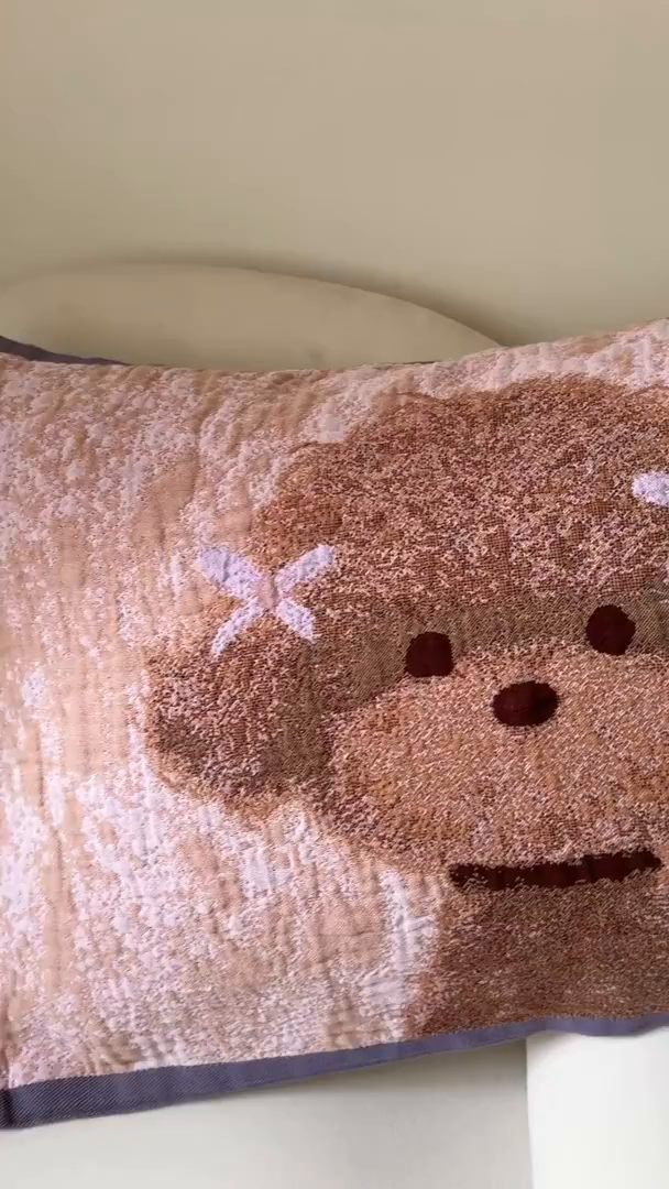 91家纺网 家纺一手货源 找家纺 朴尔家纺-毛巾被 2026新款全棉欣软系列定位四层加厚柔软纱布枕巾 可爱泰迪