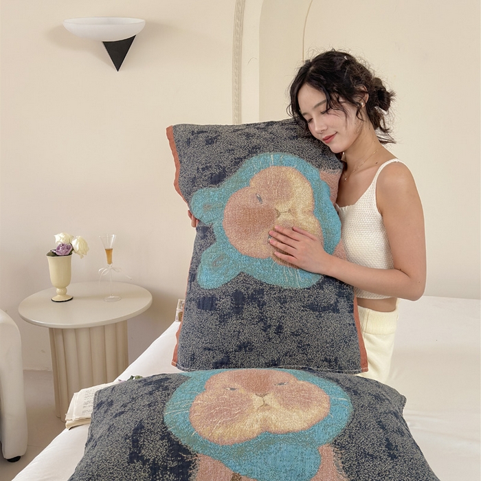 91家纺网 家纺一手货源 找家纺 朴尔家纺-毛巾被 2026新款全棉欣软系列定位四层加厚柔软纱布枕巾 涂鸦兔