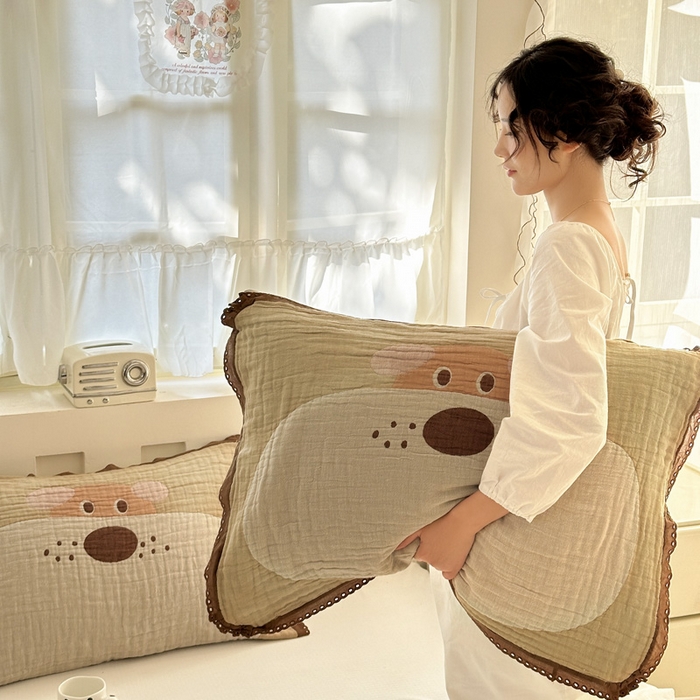 91家纺网 家纺一手货源 找家纺 （总）朴尔家纺-毛巾被 2026新款皱皱纱卡通大版花边全棉四层纱布枕巾