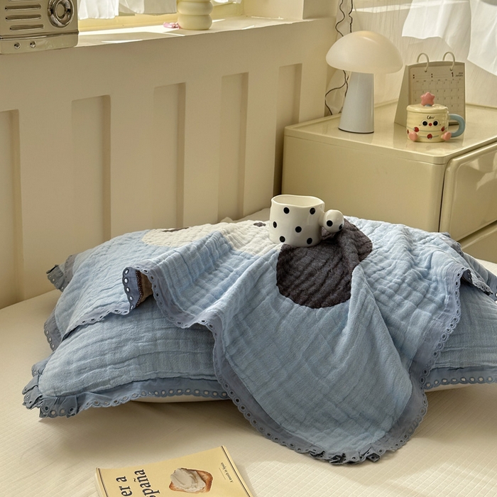 91家纺网 家纺一手货源 找家纺 朴尔家纺-毛巾被 2026新款皱皱纱卡通大版花边全棉四层纱布枕巾 好奇狗