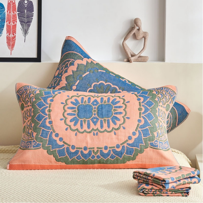 91家纺网 家纺一手货源 找家纺 朴尔家纺-毛巾被 2026新款民族风彩棉系列四层纱布枕巾 大丽花橘